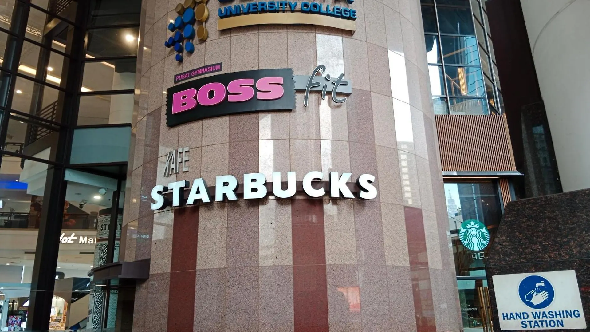 Kl Universal Service Suites At Times Square Kaula Lumpur Malaysia Kuala Lumpur Apartment