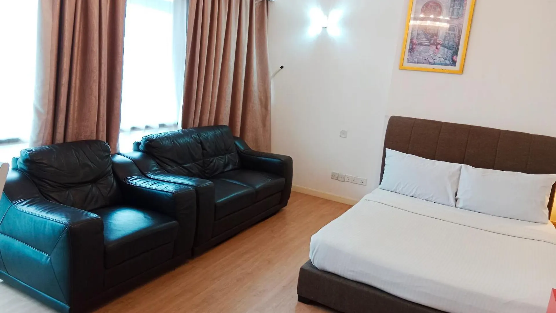Kl Universal Service Suites At Times Square Kaula Lumpur Malaysia Kuala Lumpur Apartment